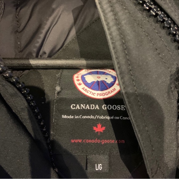 Canada Goose Women's Trillium Jacket - Picture 3 of 16